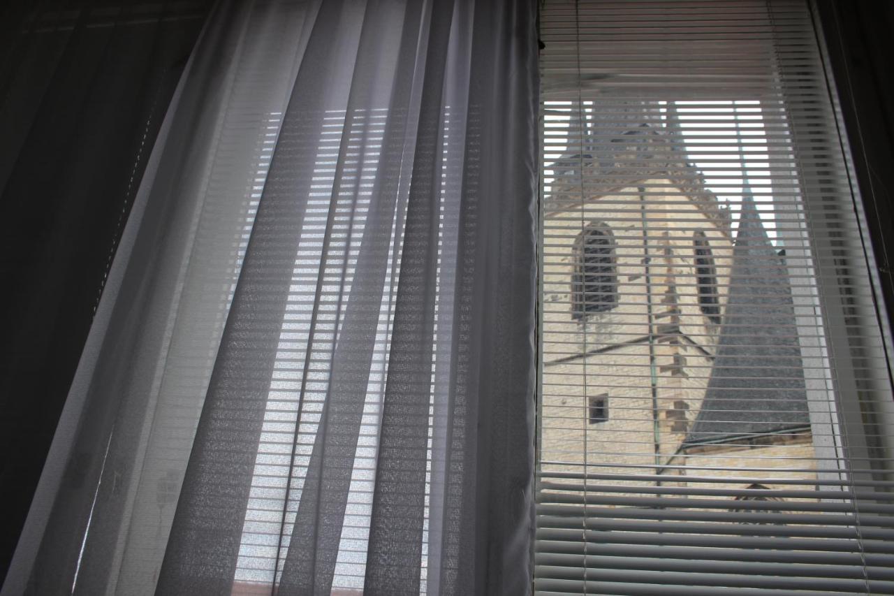 Hotel Cerny Kun Louny Zewnętrze zdjęcie
